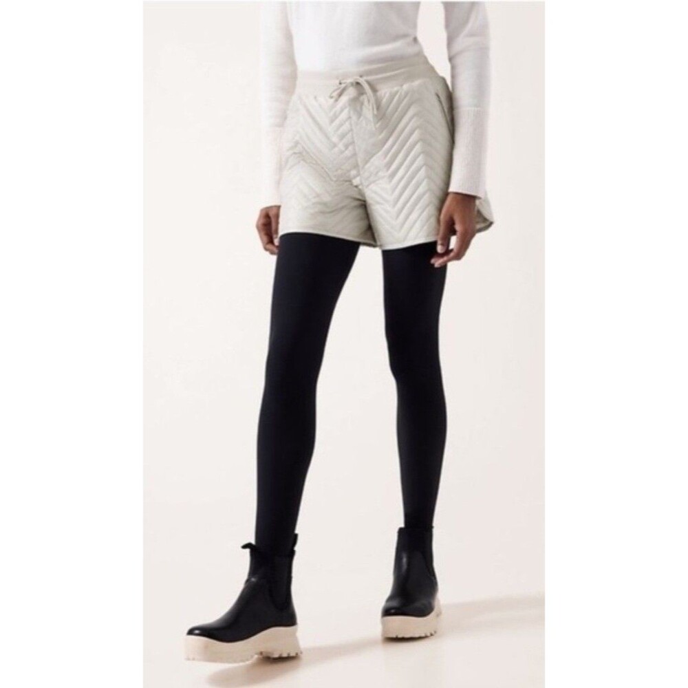 ATHLETA Apres Ski Shorts Size 12 Warm DOWN Cream Hiking Climbing Cold MSRP $89